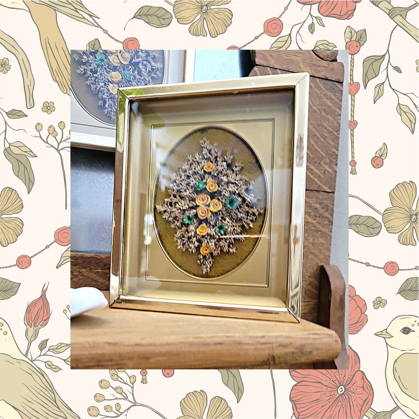 Set of 2 - Vintage Gold Framed Natural Dried Flower Bouquet - Stauffer's Small Wall Hangings