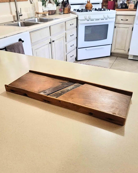 Antique Cabbage Slaw Cutter Slicer, Primitive Farmhouse Kitchen Décor